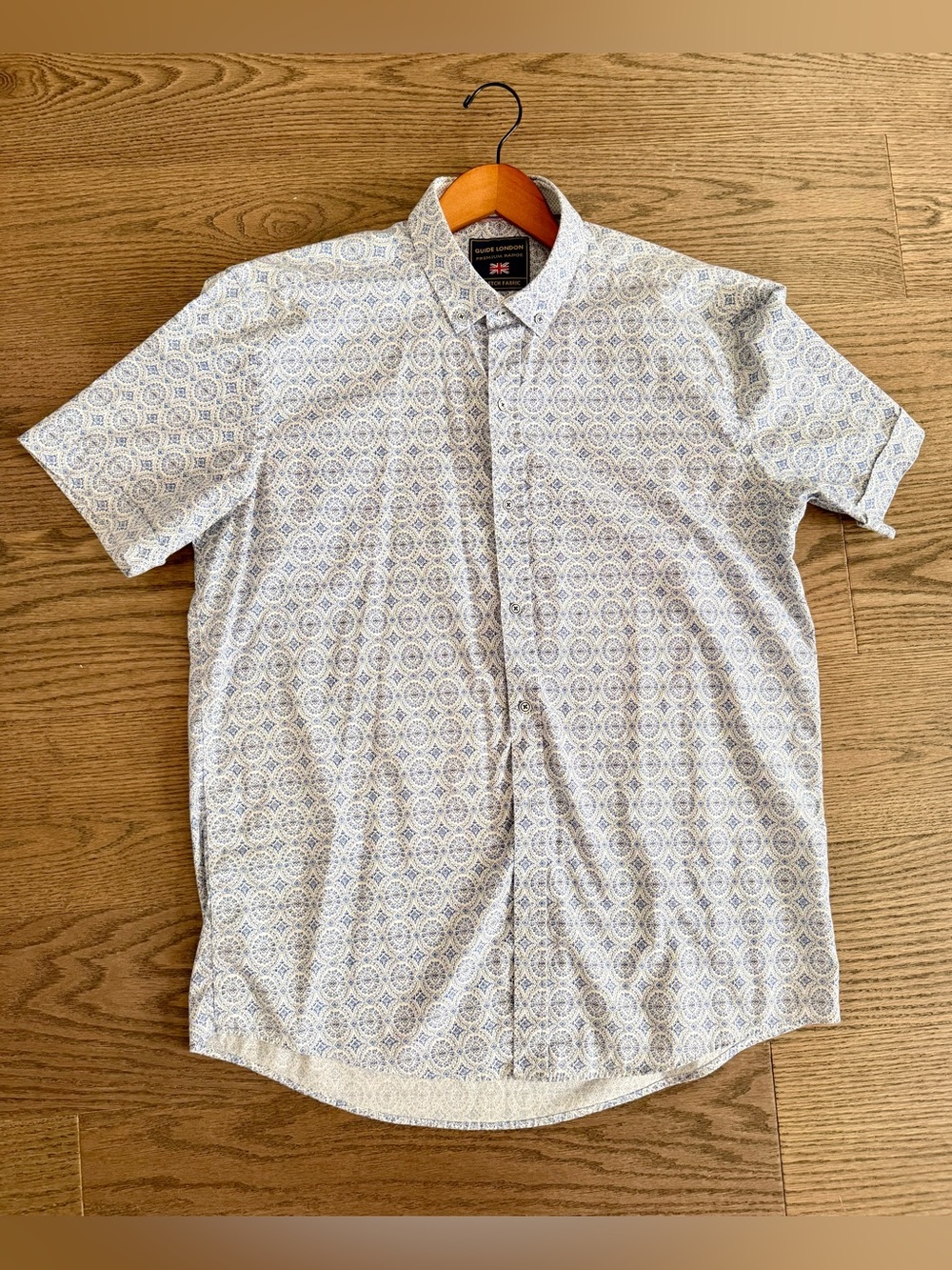 Guide London Short Sleeve Button-Down Shirt
